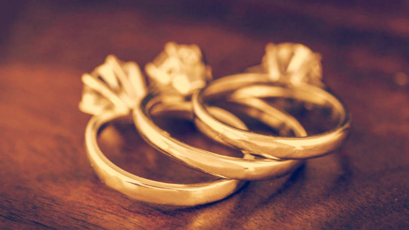 Vegan engagement rings UK